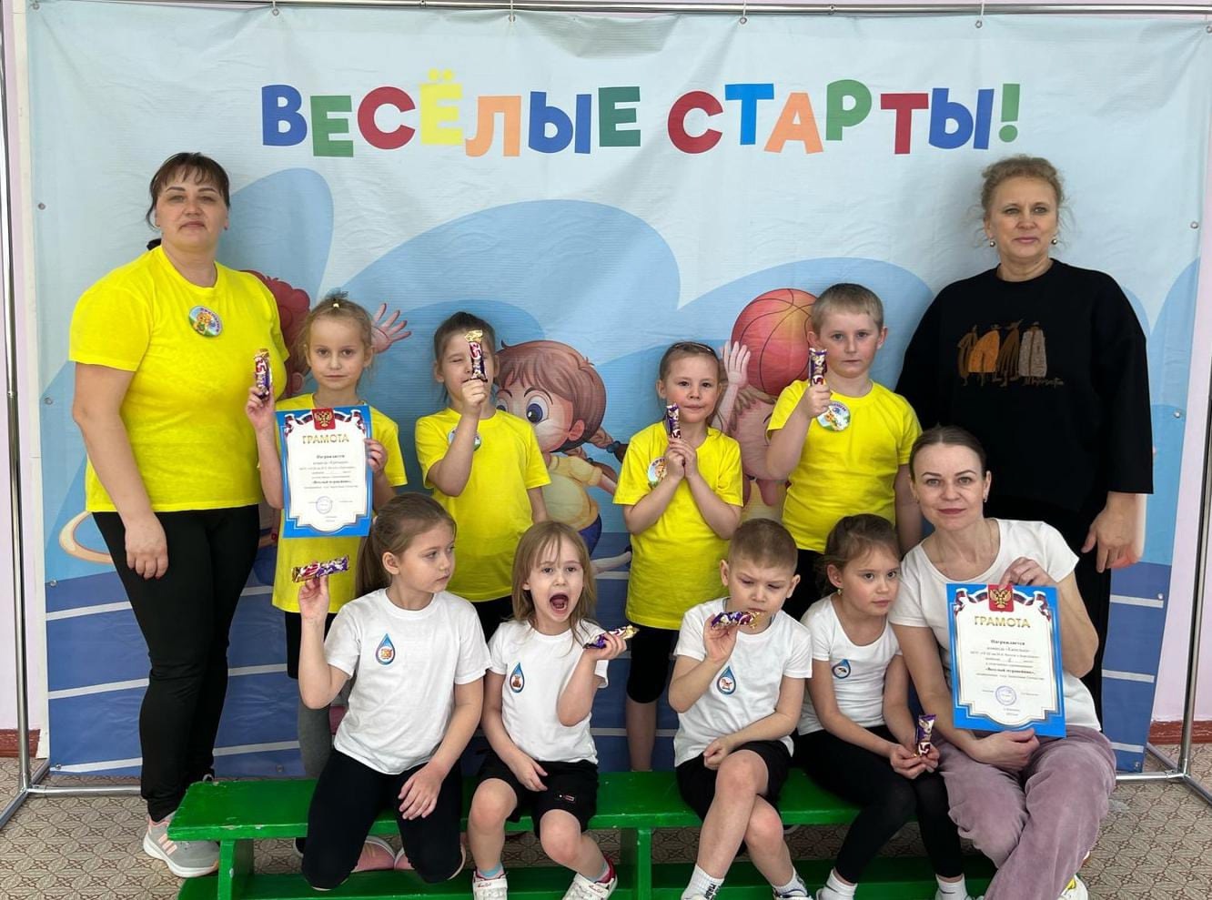 Весёлый муравейник.