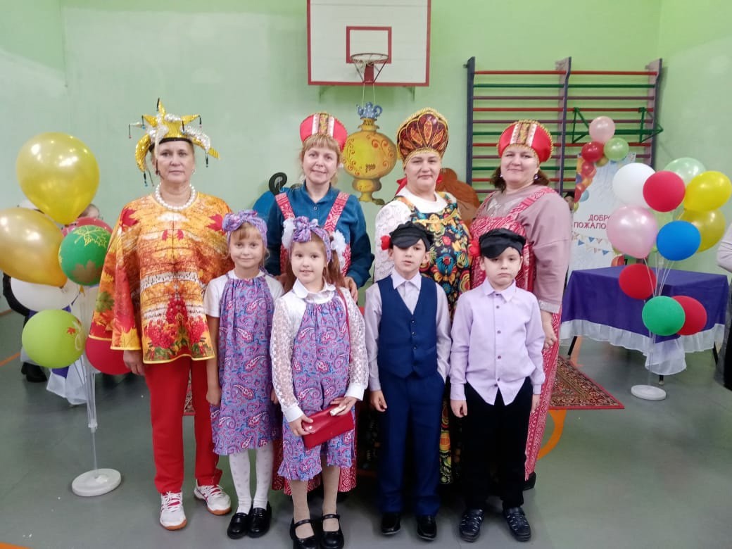 Благотворительная ярмарка &amp;quot;Своих не бросаем&amp;quot;.